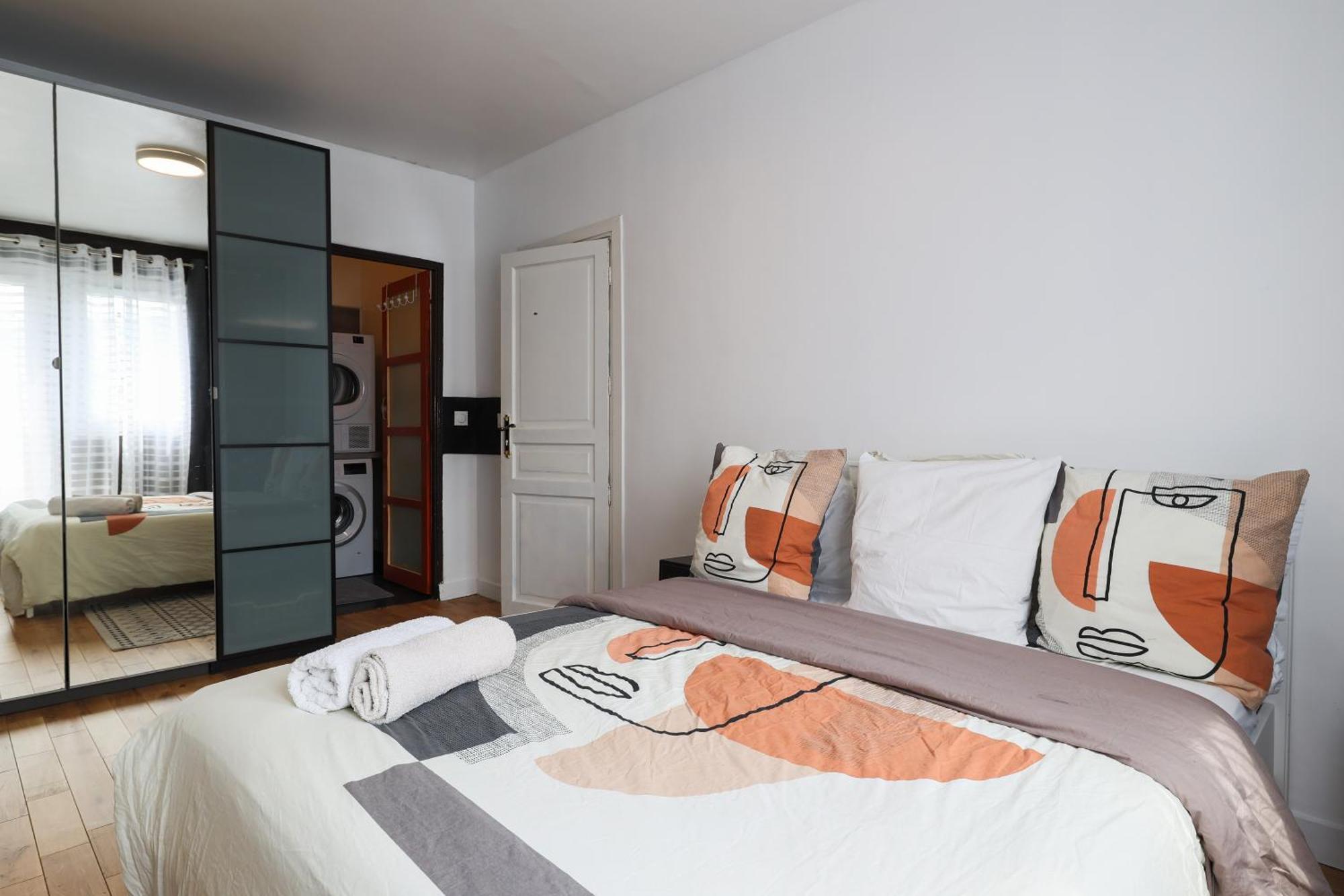 2 Eiffel Tower Appartement